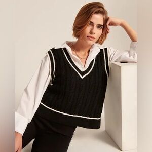 Abercrombie & Fitch Sweater Vest